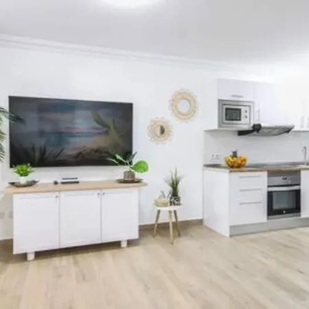 Estrella פוארטו דל כרמן